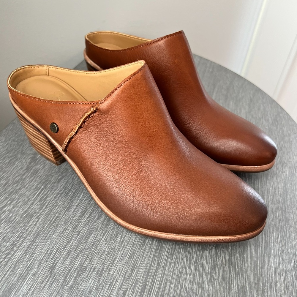 Ugg womens Lovisa mule in tan